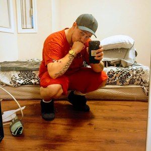 Meet your Posher, Derek